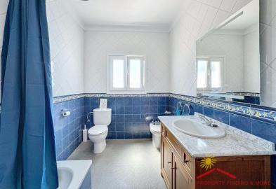 15a-casa-fishard-bathroom