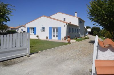 1 - Arvert, House