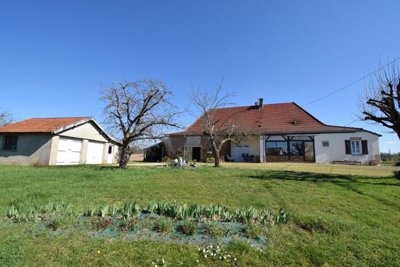 1 - Louhans, House