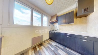 1 - Rochefort, Property