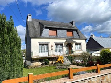 1 - Carhaix-Plouguer, House