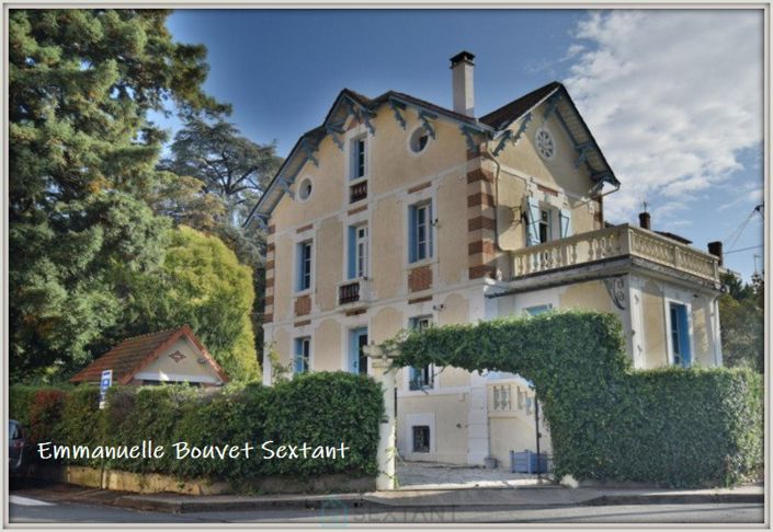 Image No.1-Propriété de 6 chambres à vendre à Bergerac