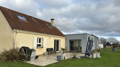 1 - Bourgtheroulde-Infreville, Property