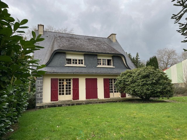 Image No.1-Maison de 4 chambres à vendre à Saint-Hernin