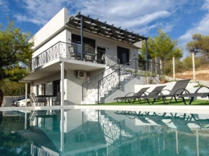 Image No.1-3 Bed Villa for sale