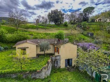 1 - Dicomano, Country House