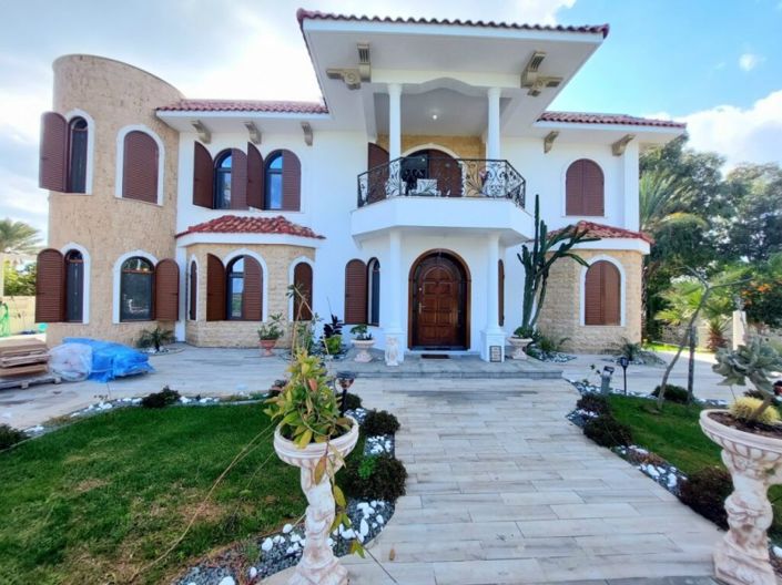 Image No.1-6 Bed Villa for sale