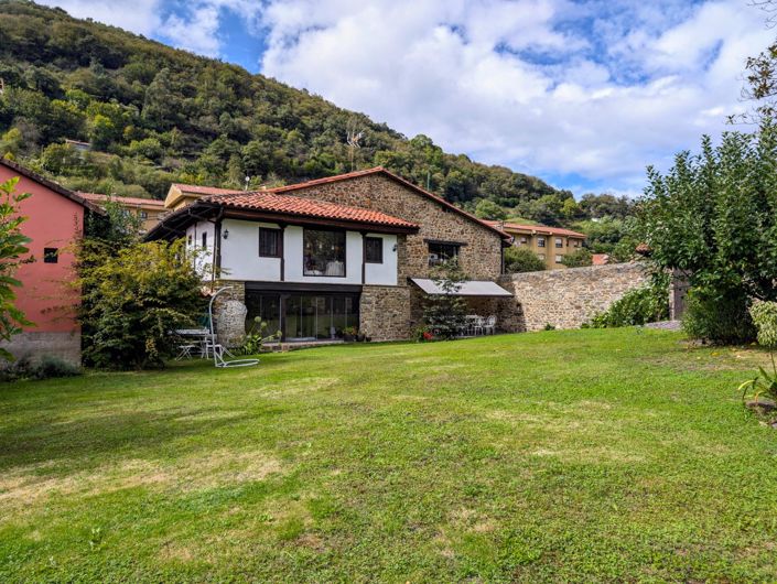 Image No.1-Villa de 11 chambres à vendre à Asturies