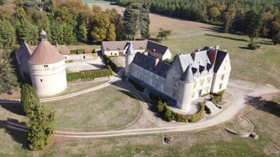 1 - Saint-Amand-Montrond, Propriété