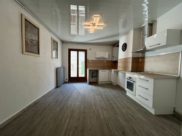 1 - Calvisson, Apartment