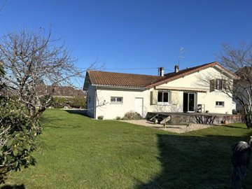 1 - Oloron-Sainte-Marie, House