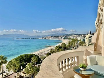 1 - Cannes, Apartment