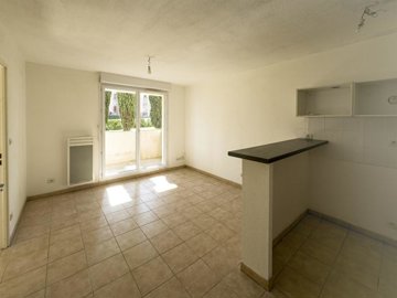 1 - Albi, Apartment