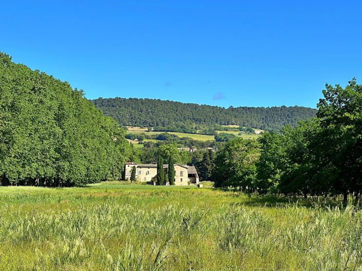 Image No.1-Propriété de 11 chambres à vendre à Vinsobres