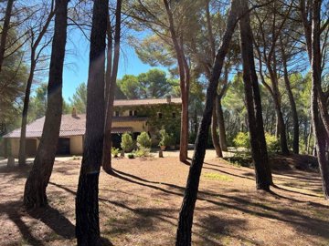 1 - Aix-en-Provence, House