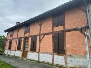 1 - Mézos, House