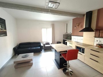 1 - Valensole, Apartment