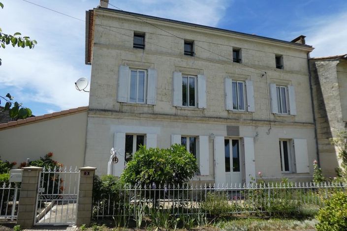 Image No.1-Maison de 5 chambres à vendre à Gironde