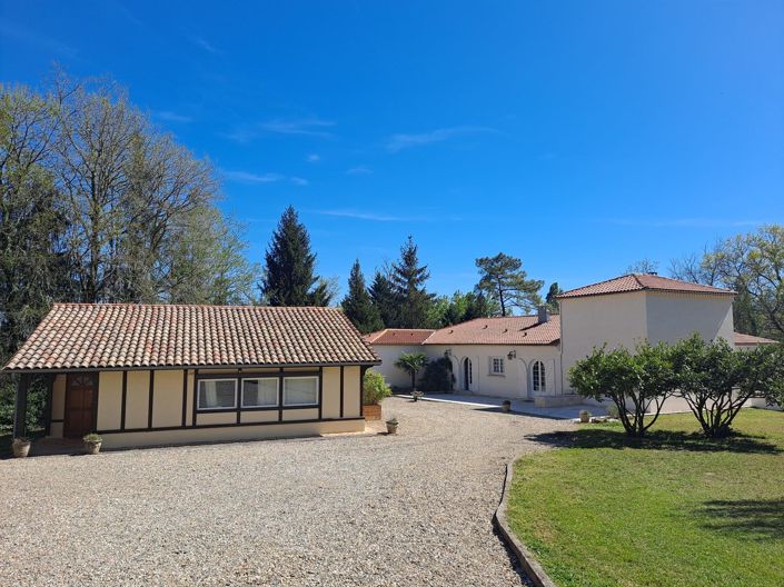 Image No.1-Maison de 8 chambres à vendre à Nérac