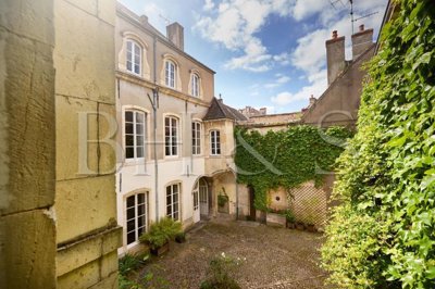 1 - Beaune, Propriété