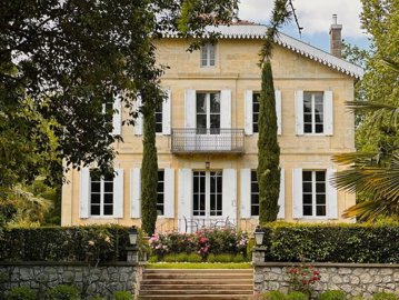 1 - Saint-Seurin-sur-l'Isle, House