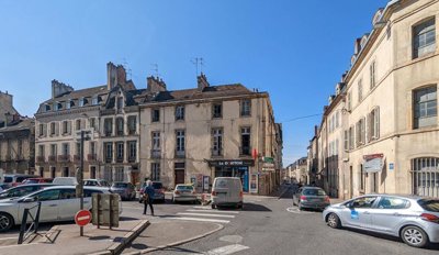 1 - Dijon, Propriété