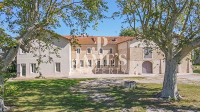 1 - Bouches-du-Rhône, House