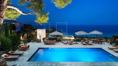 1 - Saint-Jean-Cap-Ferrat, Maison