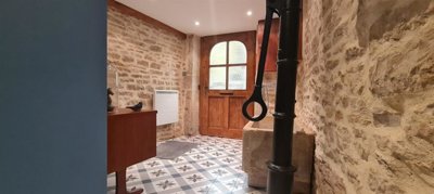 1 - Beaune, House