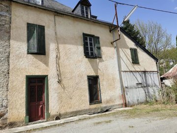 1 - Orgibet, Maison