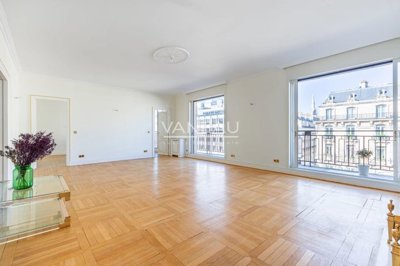 1 - Paris, Apartment