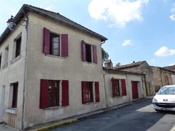 1 - Monpazier, House