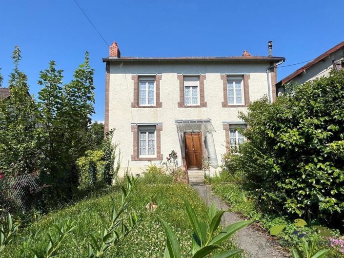 Image No.1-Maison de 4 chambres à vendre à Saint-Léonard-de-Noblat