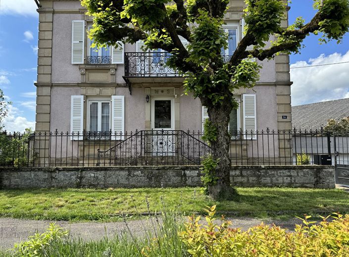 Image No.1-Maison de 4 chambres à vendre à Franche-Comté