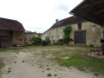 1 - Avirey-Lingey, Maison