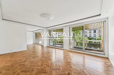 1 - Paris, Apartment