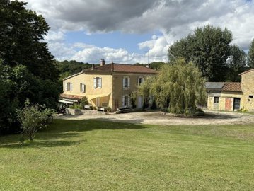 1 - Saint-Puy, House