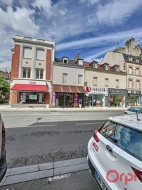 1 - Montluçon, Property