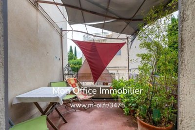 1 - Saint-Cannat, House