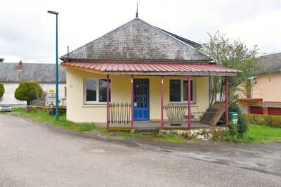 1 - Anost, House