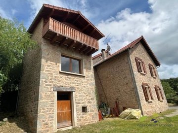 1 - Eymoutiers, House