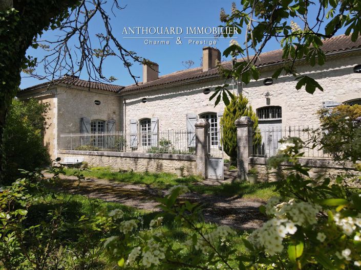 Image No.1-Maison de 8 chambres à vendre à Issigeac