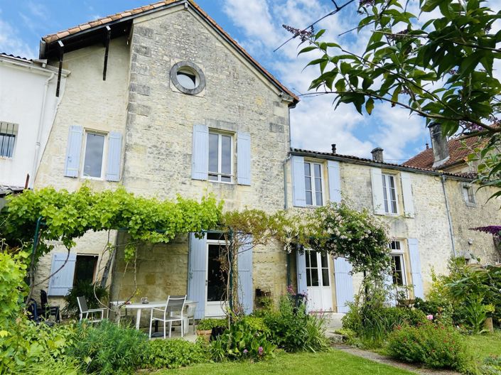 Image No.1-Maison de 5 chambres à vendre à Gémozac