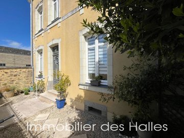 1 - Mayenne, House