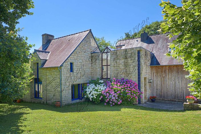 Image No.1-Maison de 5 chambres à vendre à Carhaix-Plouguer