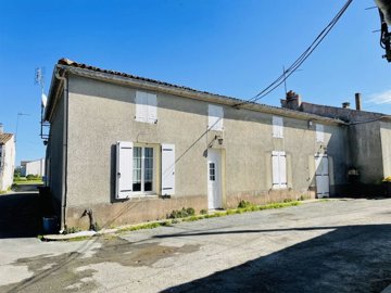 1 - Arces, House