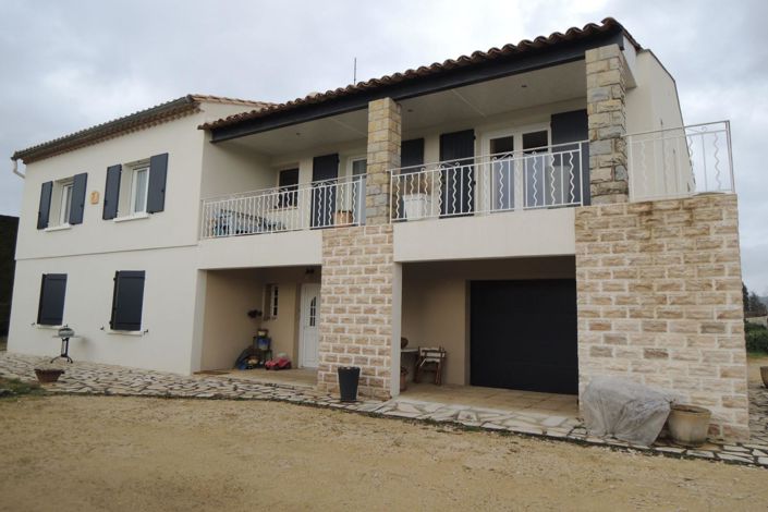 Image No.1-Maison de 4 chambres à vendre à Uzès