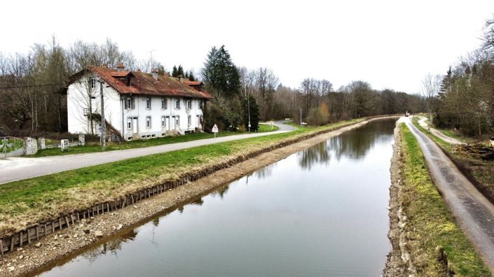 Franche-Comt&#233;, House