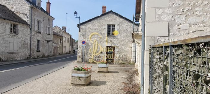 Image No.1-Maison de 2 chambres à vendre à Champigny-sur-Veude