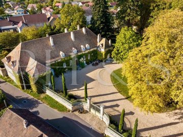 1 - Beaune, Propriété